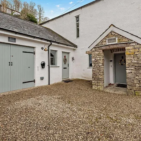 2 Bed In 94582 Brigsteer