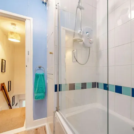 2 Bed In 90874 Ferienhaus *